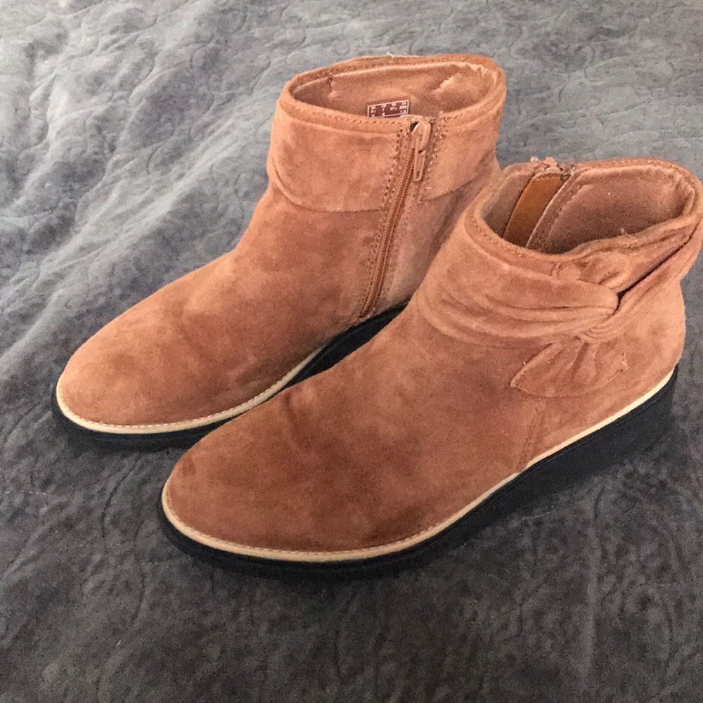 Clark woman suede wedge ankle boots